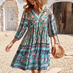 Boho floral print bishop sleeve dress